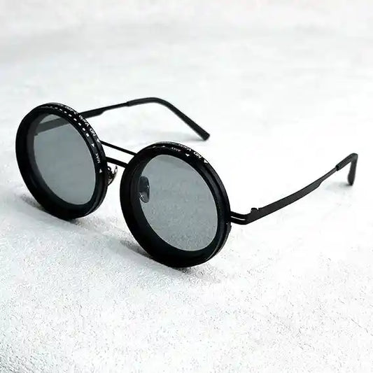 OptiShade™ – Lunettes de soleil à teinte réglable